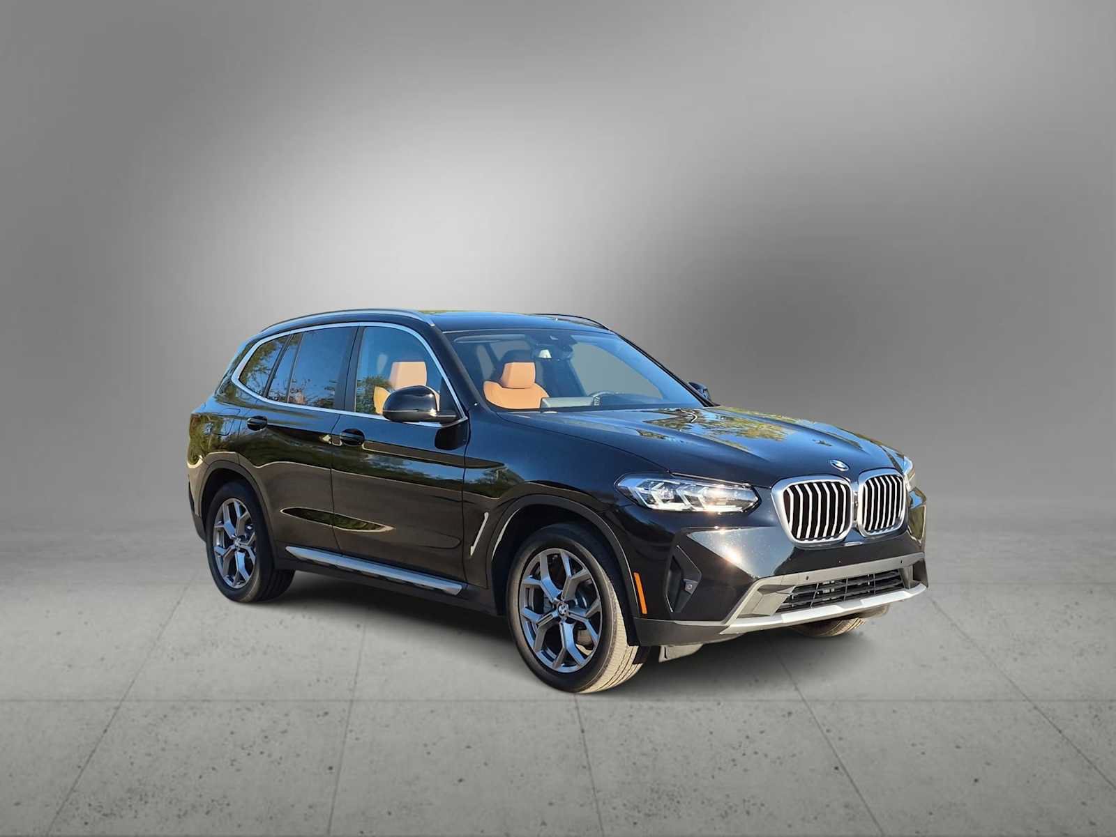 Used 2024 BMW X3 xDrive30i w/ Premium Package AWD/4WD image 2
