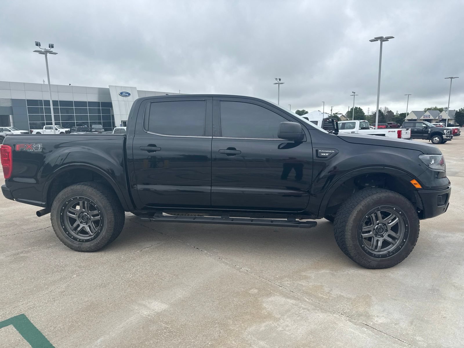 Used 2019 Ford Ranger XLT w/ FX4 Off-Road Package AWD/4WD image 2