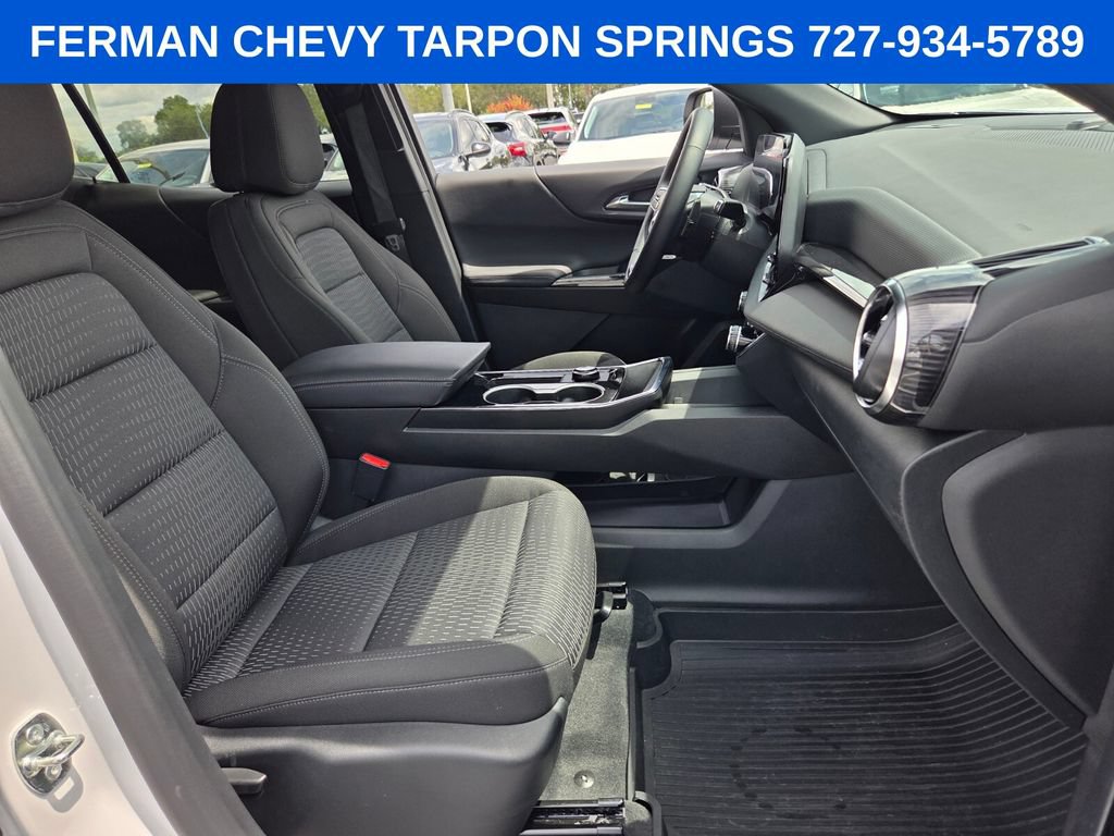 New 2026 Chevrolet Equinox LT w/ Safety and Technology Package FWD image 19