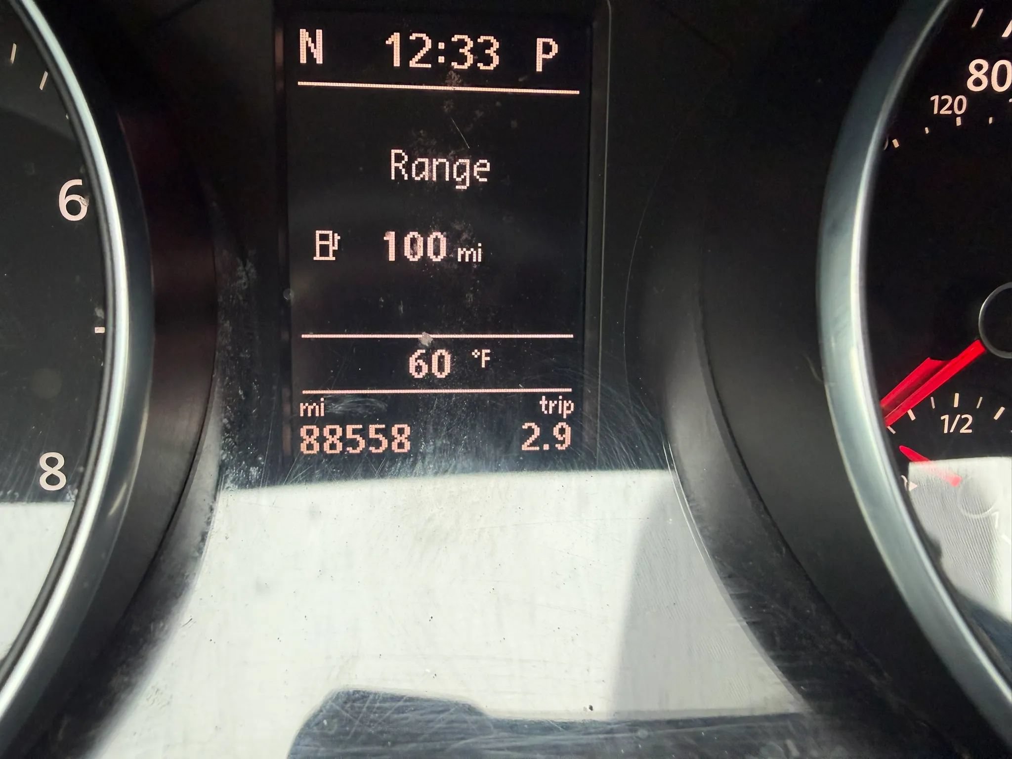 Used 2017 Volkswagen Passat 1.8T SE FWD image 11