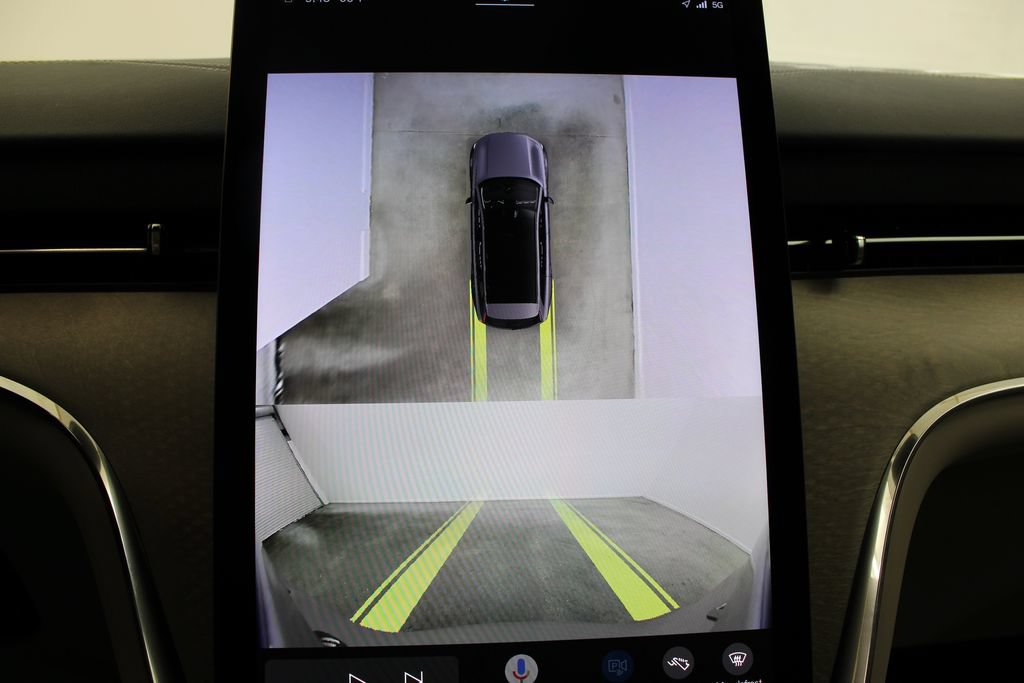 New 2026 Volvo EX90 Plus RWD image 13