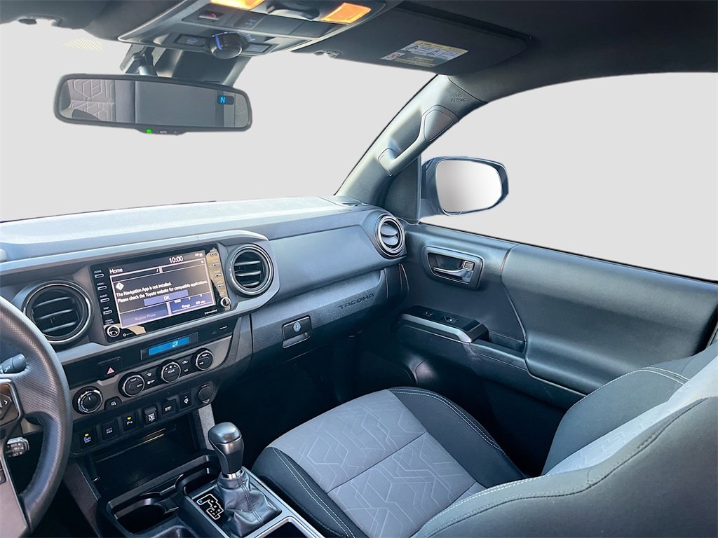 Used 2022 Toyota Tacoma TRD Off-Road image 22