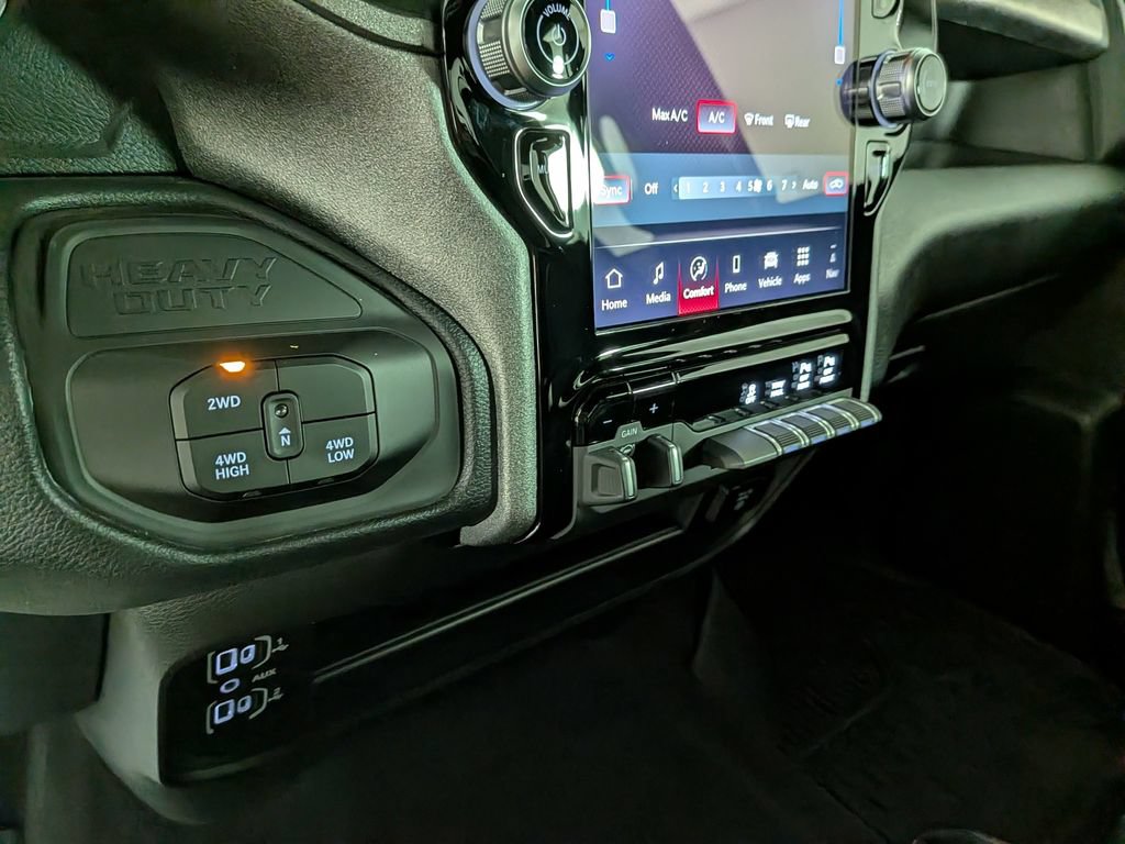 Certified 2026 RAM 2500 Tradesman AWD/4WD image 19