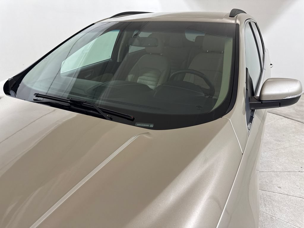 Used 2017 Ford Edge SEL w/ Equipment Group 201A FWD image 15