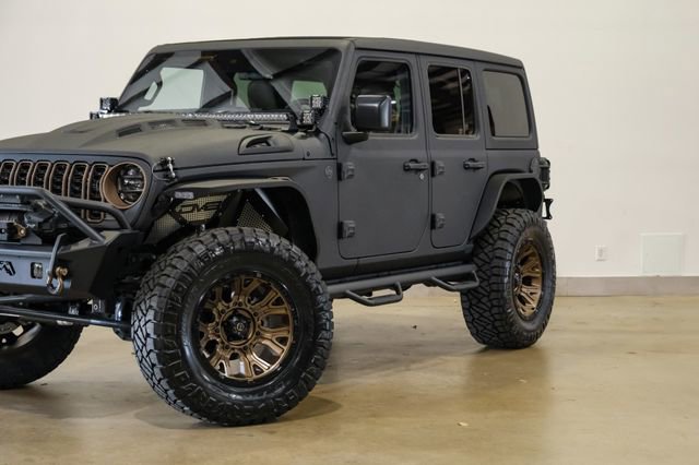 Used 2024 Jeep Wrangler Unlimited Sport image 23
