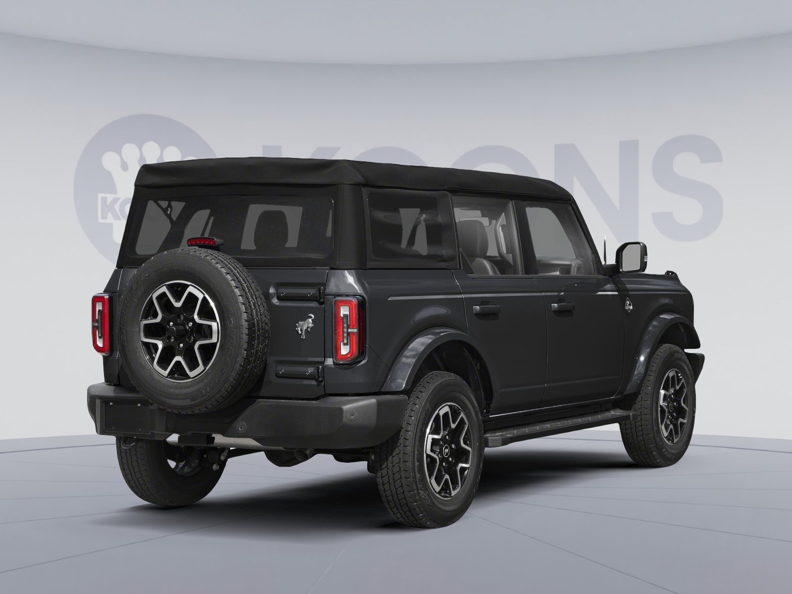 Used 2025 Ford Bronco Outer Banks AWD/4WD image 2