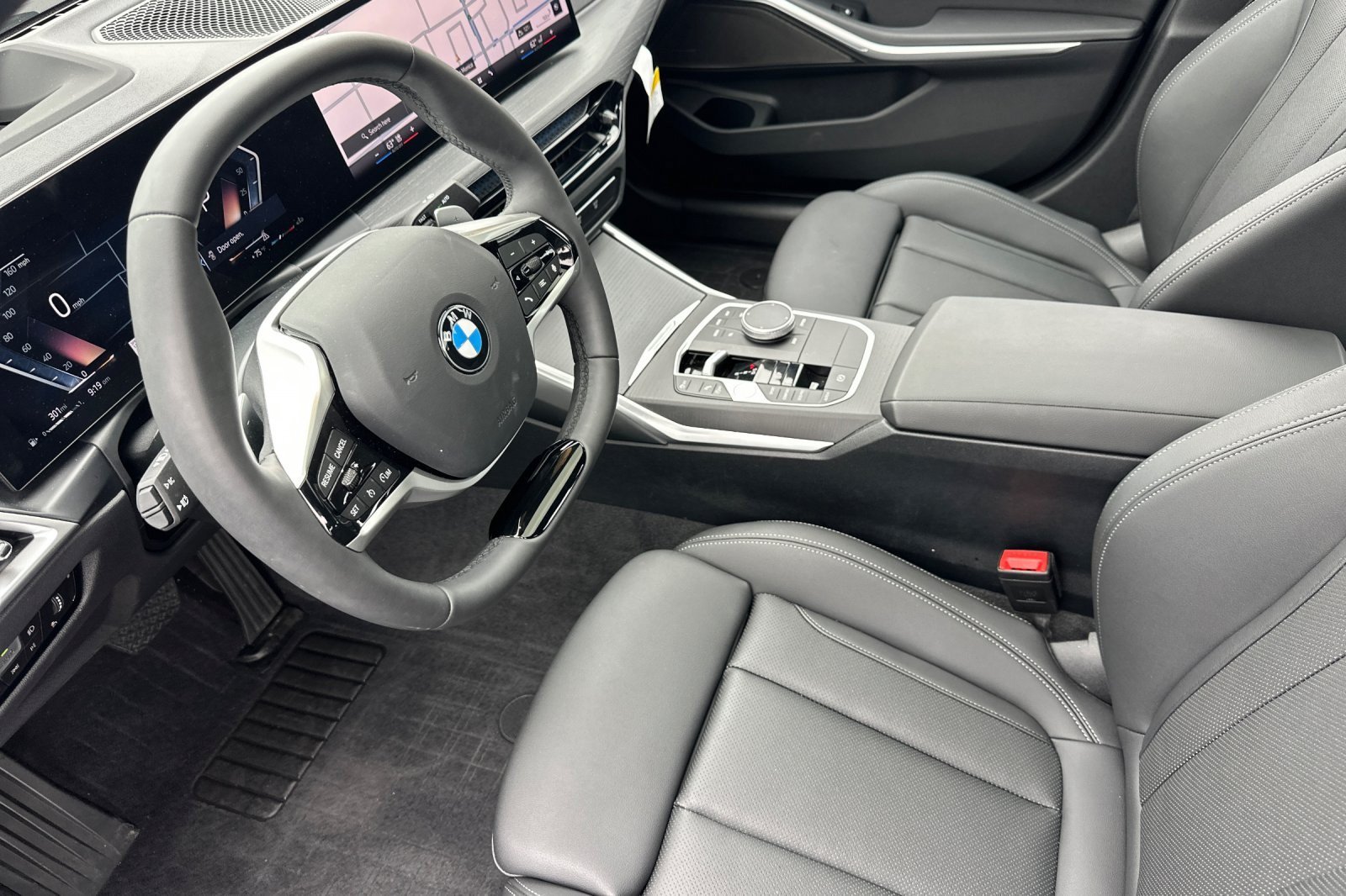 Used 2026 BMW 330i Sedan w/ Premium Package RWD image 9