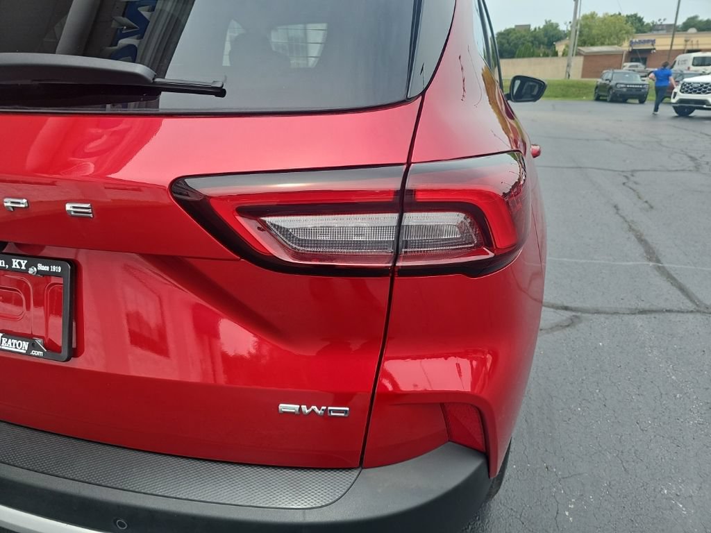 Used 2023 Ford Escape Active w/ Tech Pack #2 AWD/4WD image 6