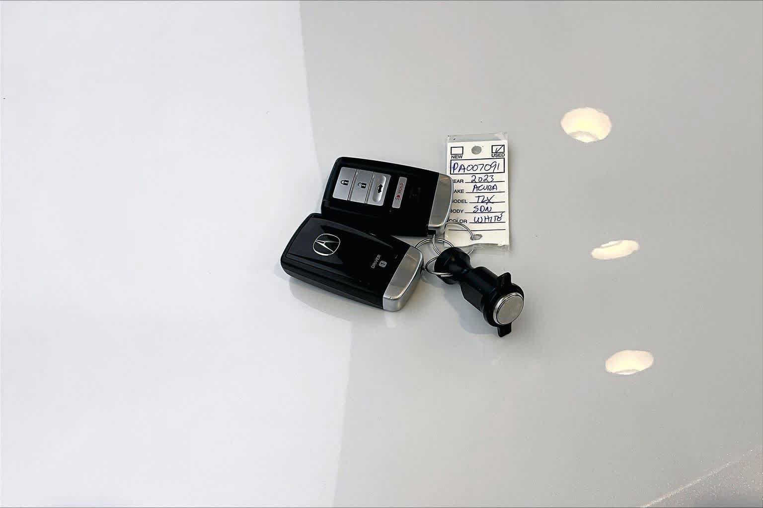 Used 2023 Acura TLX FWD image 15