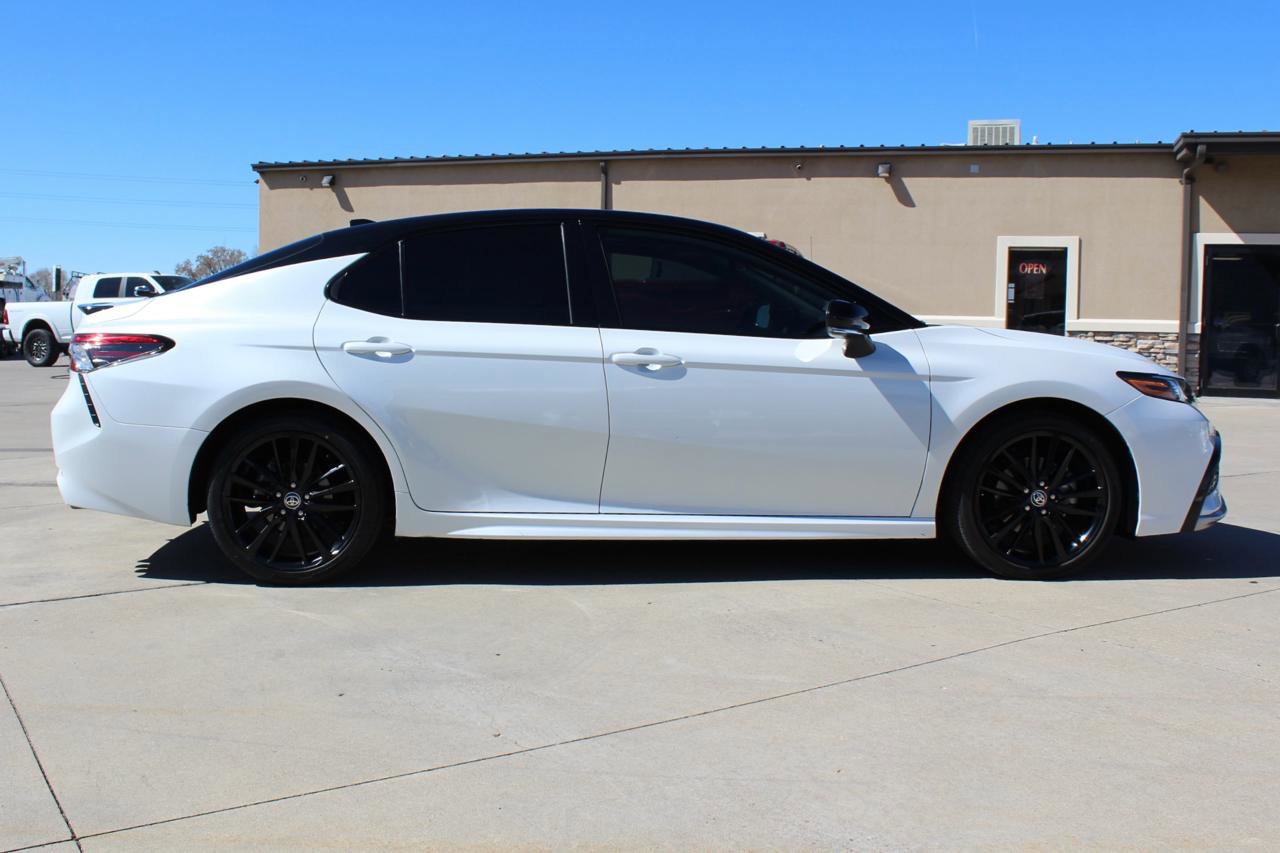 Used 2023 Toyota Camry XSE FWD image 34