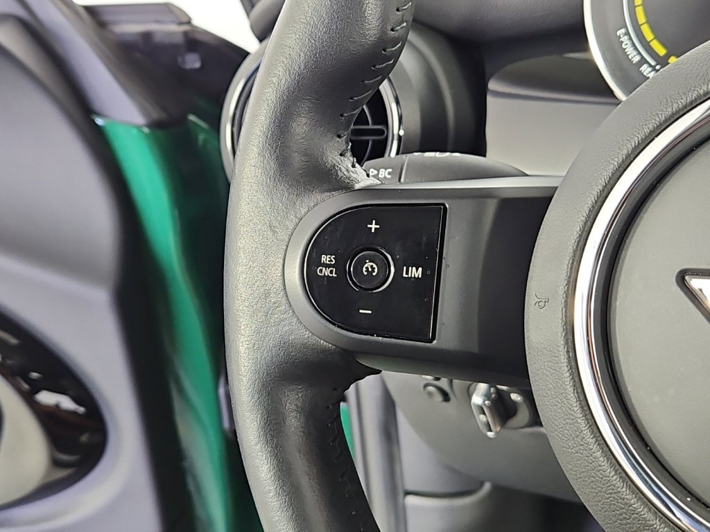 Certified 2024 MINI Cooper SE FWD image 28
