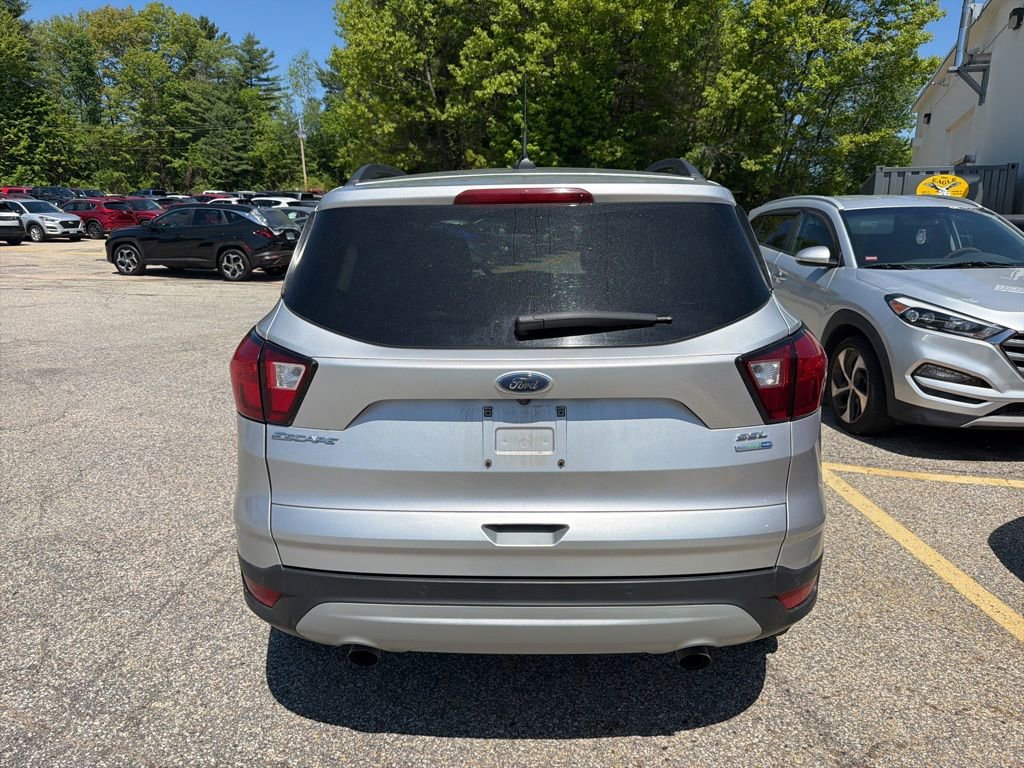 Used 2019 Ford Escape SEL AWD/4WD image 3
