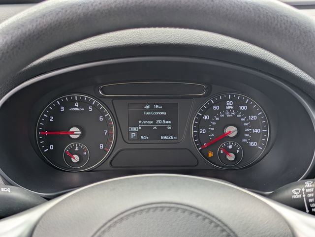 Used 2019 Kia Sorento LX image 14