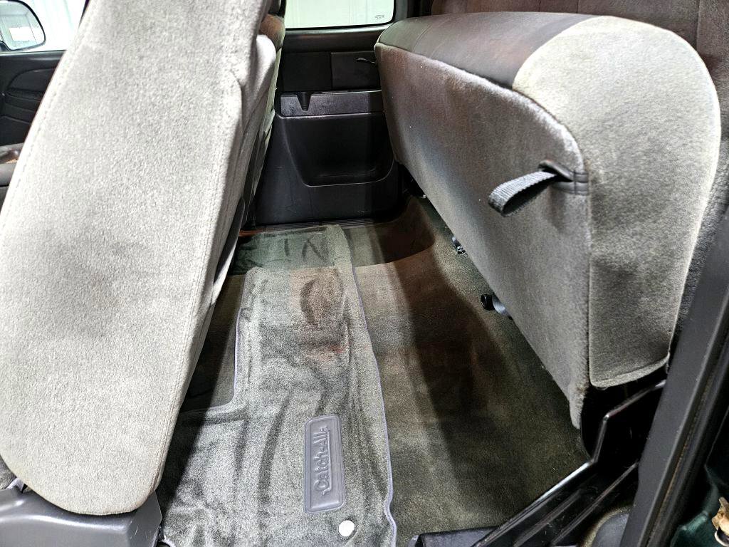 Used 2005 Chevrolet Silverado 1500 4x4 Extended Cab w/ Light Duty Power Package image 14