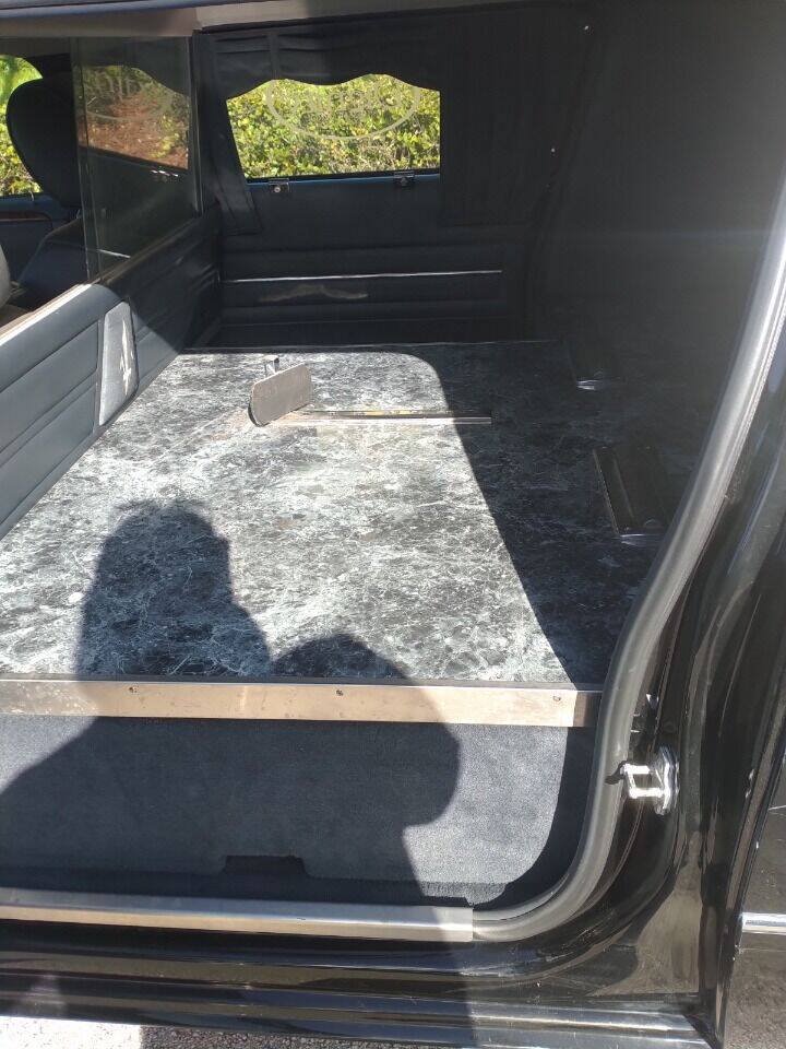 Used 2009 Cadillac DTS Hearse FWD image 6