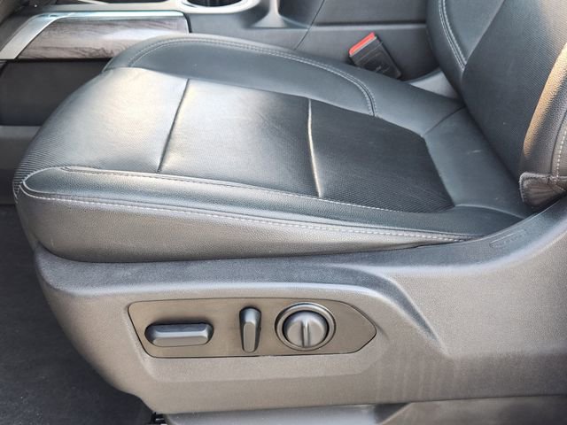 Used 2021 Chevrolet Silverado 2500 LTZ w/ LTZ Premium Texas Edition image 21