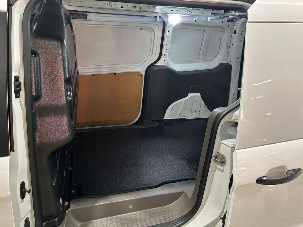 Used 2020 Ford Transit Connect XL FWD image 9