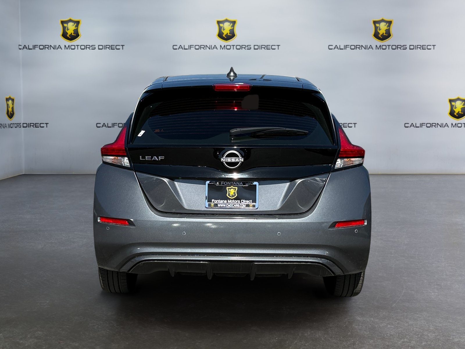 Used 2025 Nissan Leaf S FWD image 4