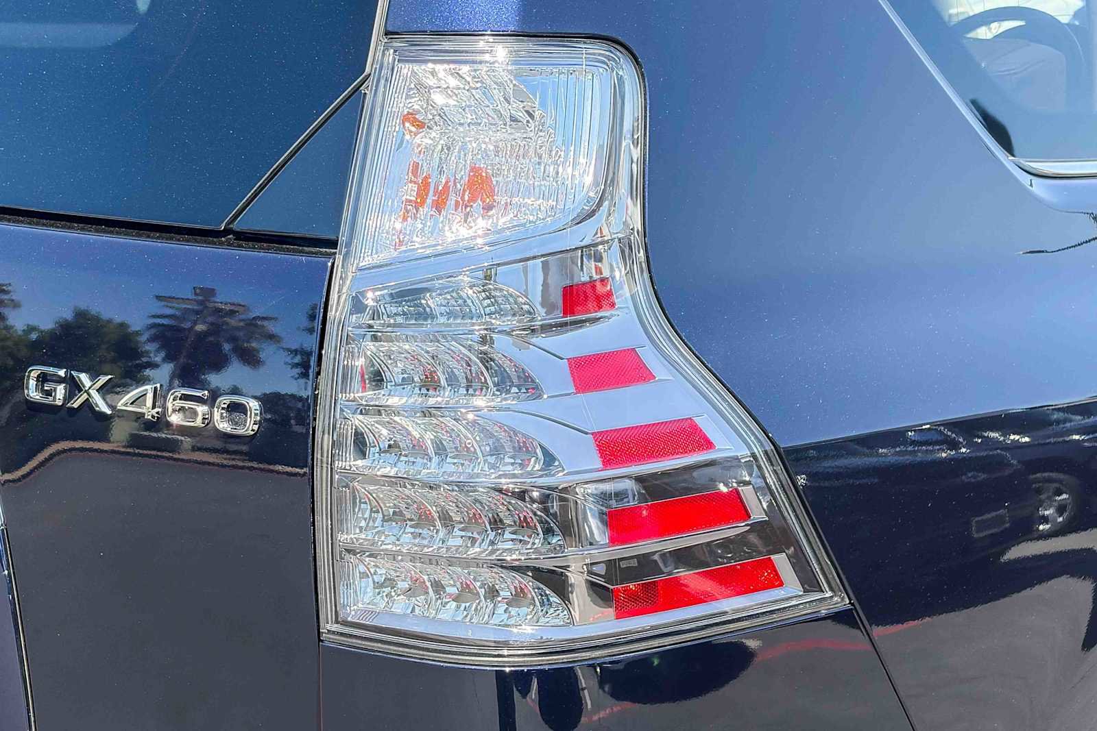 Certified 2021 Lexus GX 460 Premium w/ Premium Package AWD/4WD image 8