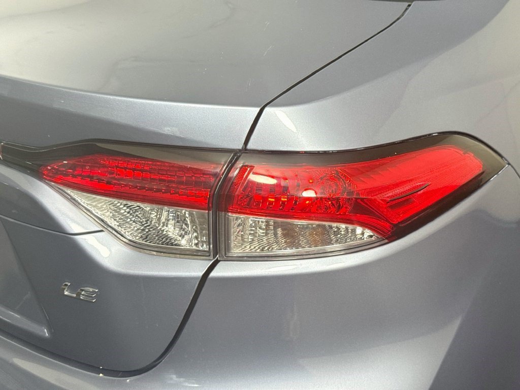 Used 2024 Toyota Corolla LE FWD image 32