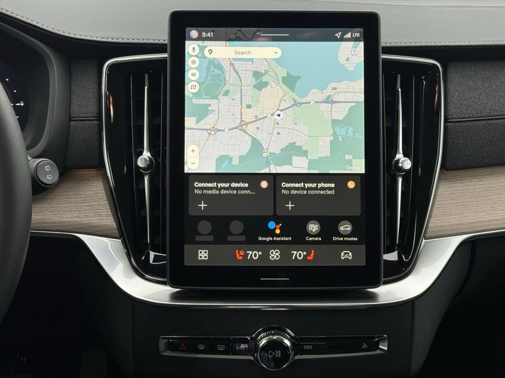 New 2026 Volvo XC90 T8 Plus w/ Protection Package Premier AWD/4WD image 14