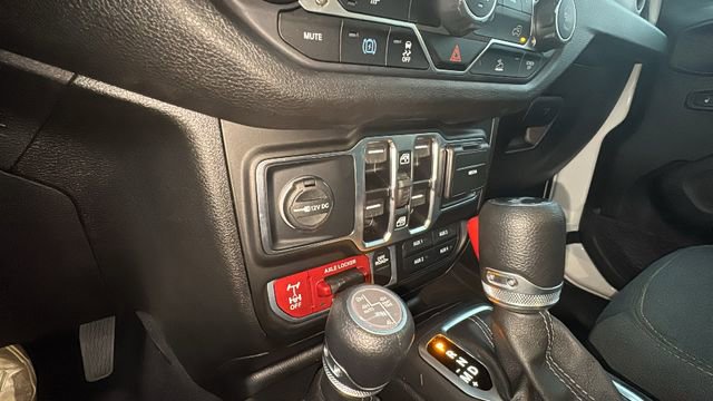 Used 2025 Jeep Wrangler Unlimited Sport S 4xe AWD/4WD image 22