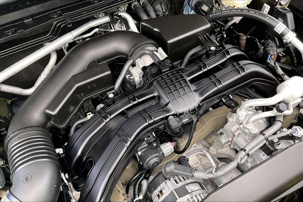 Certified 2025 Subaru Forester Premium AWD/4WD image 36