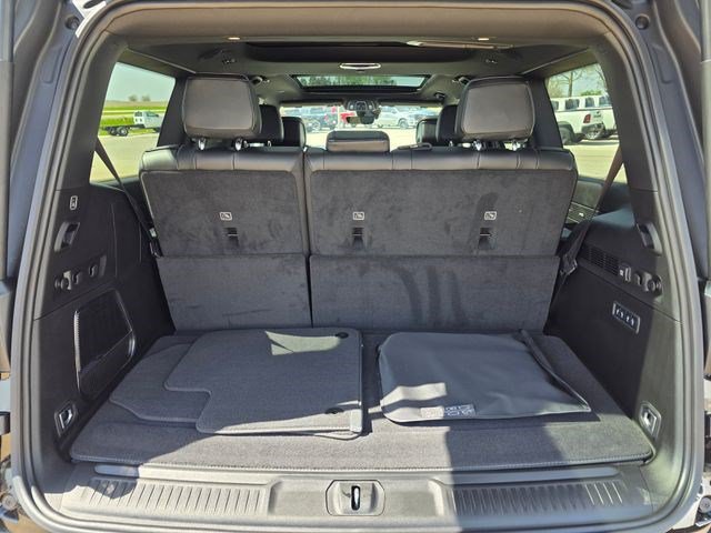 New 2026 Jeep Grand Wagoneer Limited AWD/4WD image 10