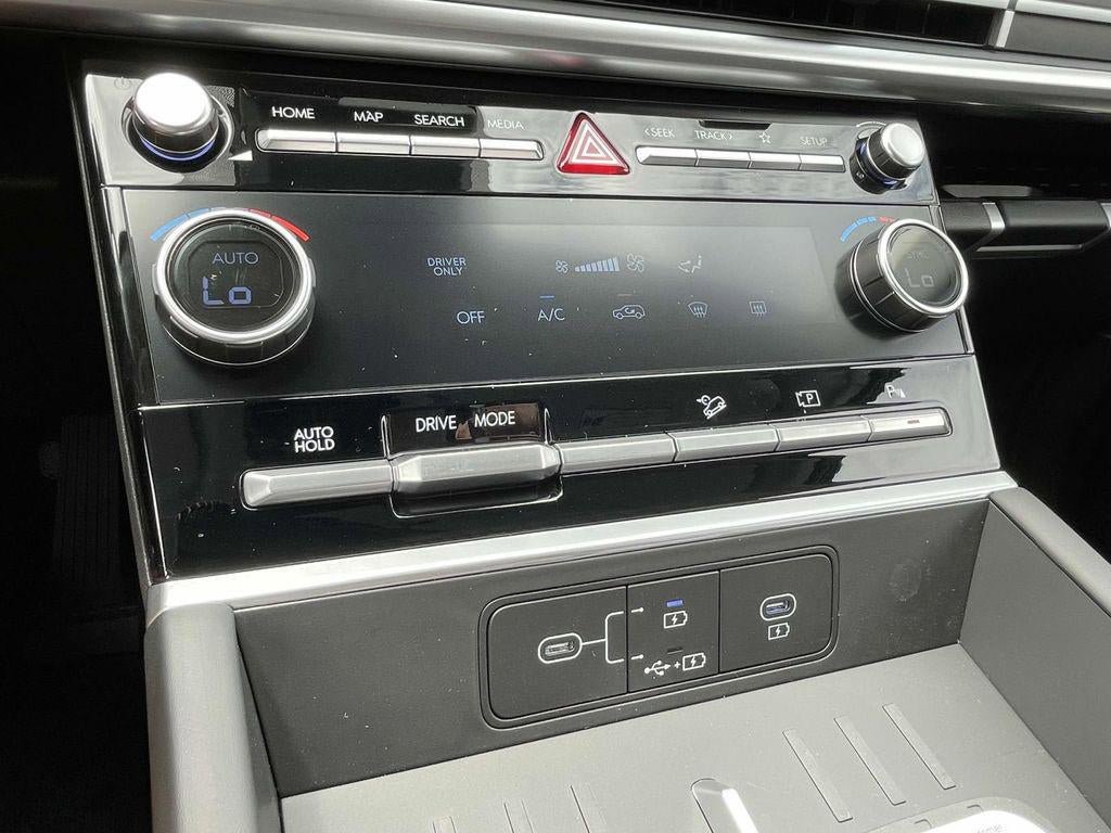 New 2026 Hyundai Santa Fe SE image 36