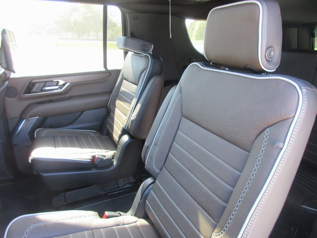 New 2026 GMC Yukon XL Denali Ultimate image 13