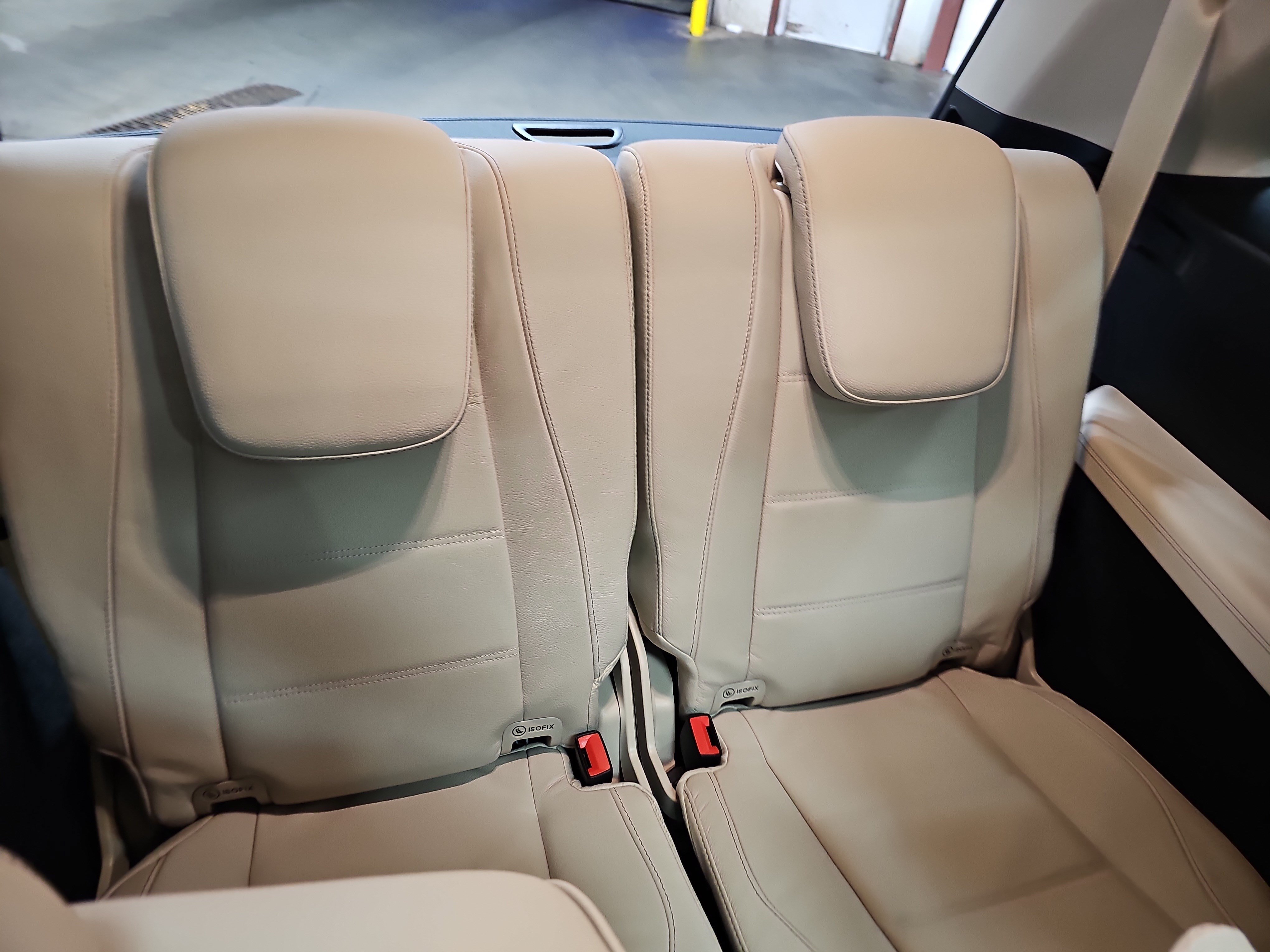 New 2026 Mercedes-Benz GLS 450 4MATIC image 13