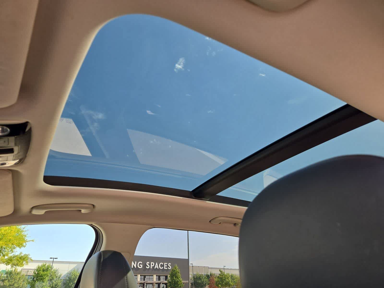 Certified 2021 Kia Sorento SX FWD image 16