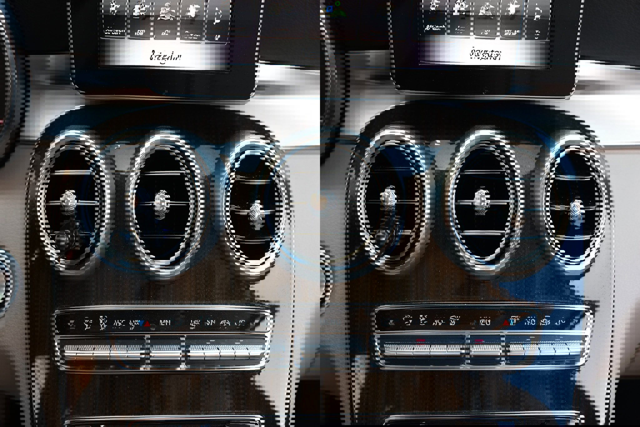 Used 2018 Mercedes-Benz C 300 Sedan w/ Premium Package image 38