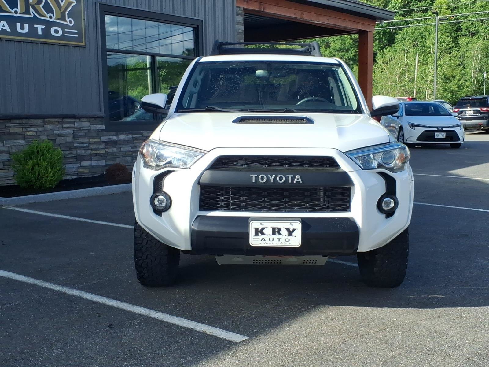 Used 2019 Toyota 4Runner TRD Pro AWD/4WD image 2