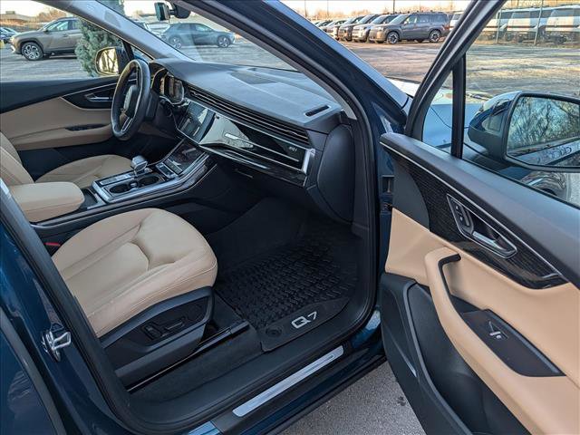 Used 2022 Audi Q7 3.0T Premium Plus w/ Premium Plus Package image 11