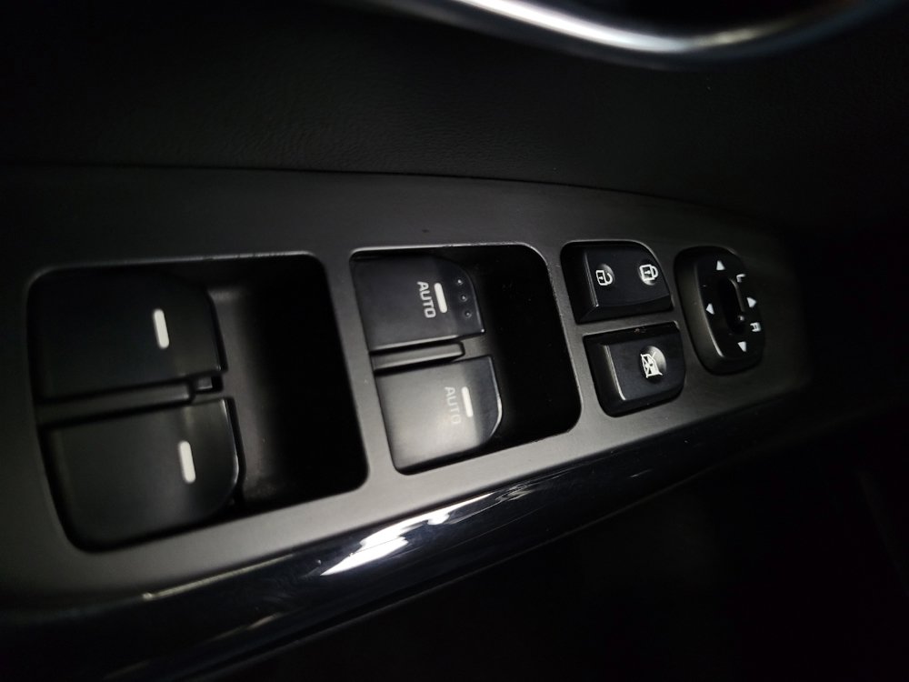 Used 2014 Kia Soul + w/ Audio Package FWD image 27