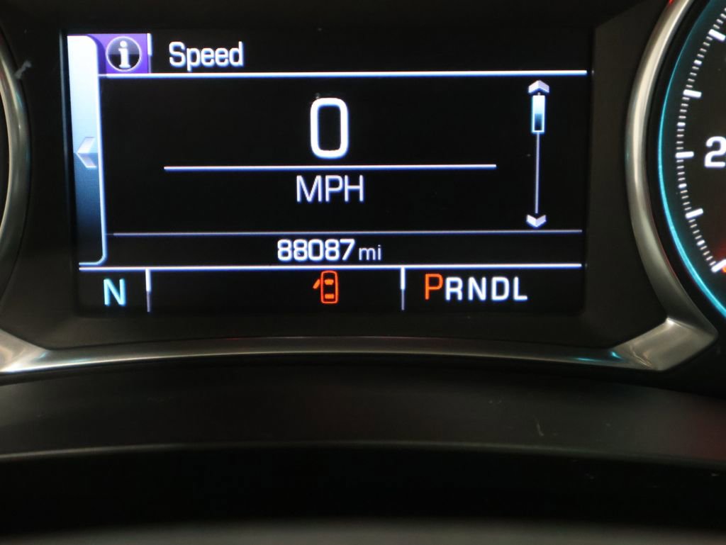 Used 2018 Chevrolet Malibu LT image 38