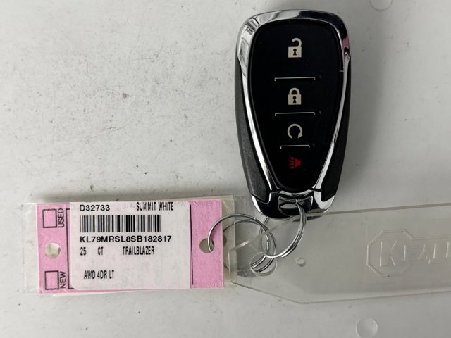 Used 2025 Chevrolet TrailBlazer LT w/ Driver Confidence Package AWD/4WD image 19