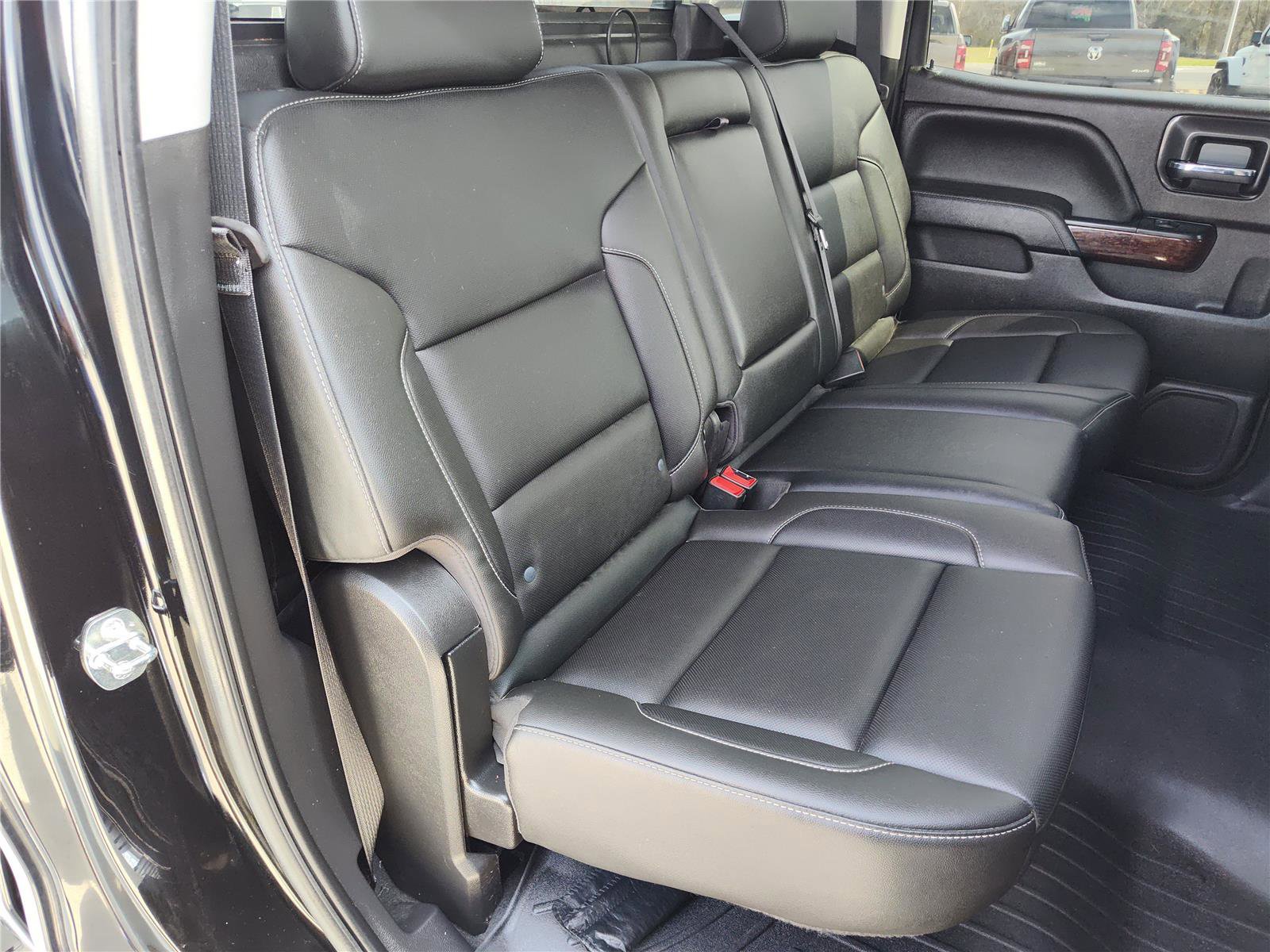 Used 2018 GMC Sierra 1500 SLT image 24