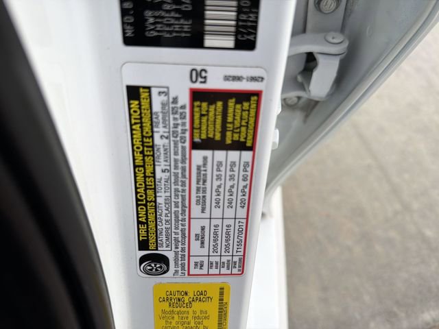 Certified 2022 Toyota Camry LE FWD image 35