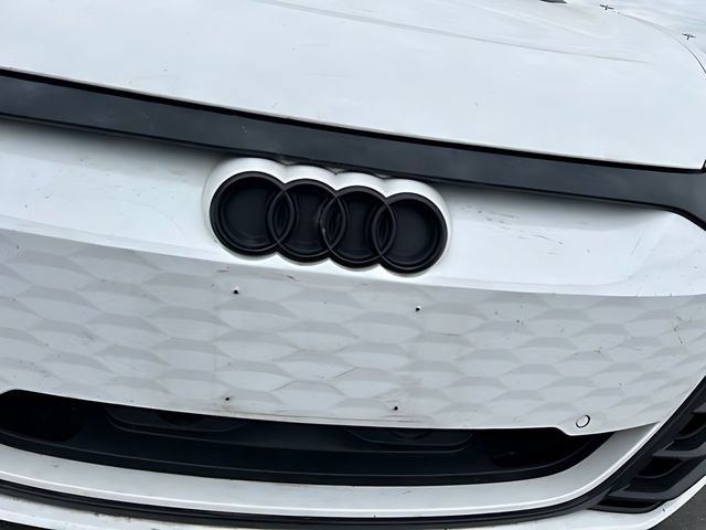 Used 2023 Audi RS e-tron GT w/ Carbon Performance Package AWD/4WD image 10