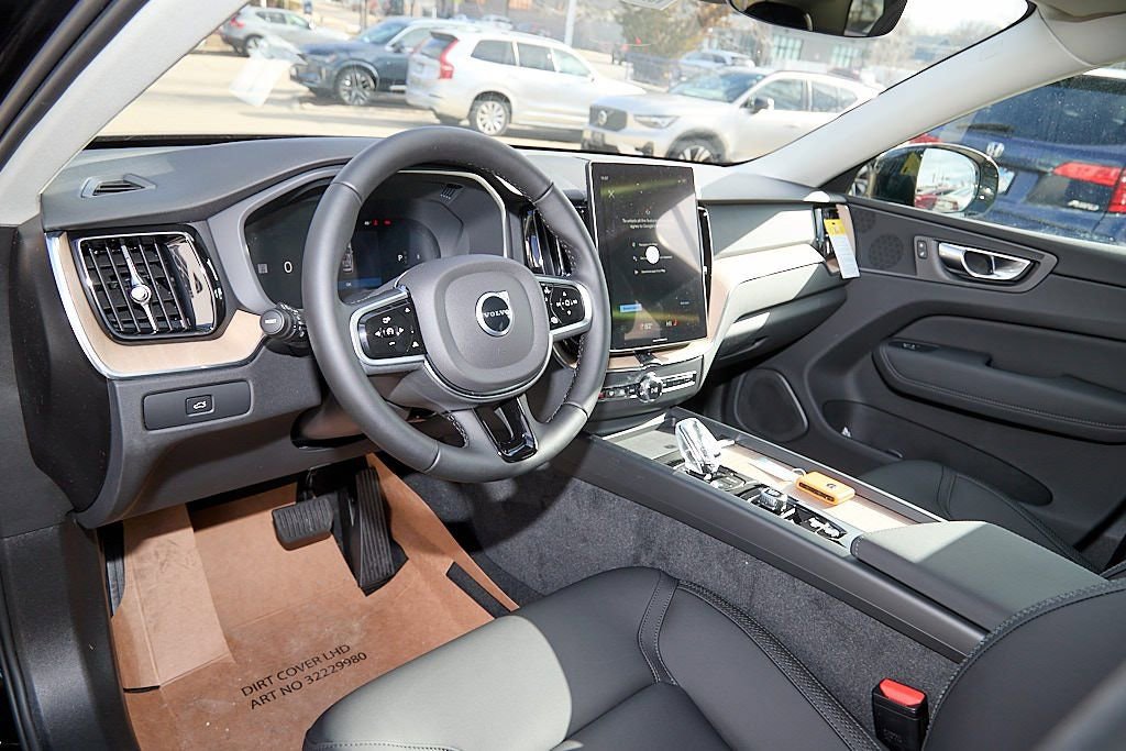 New 2026 Volvo XC60 B5 Core image 12