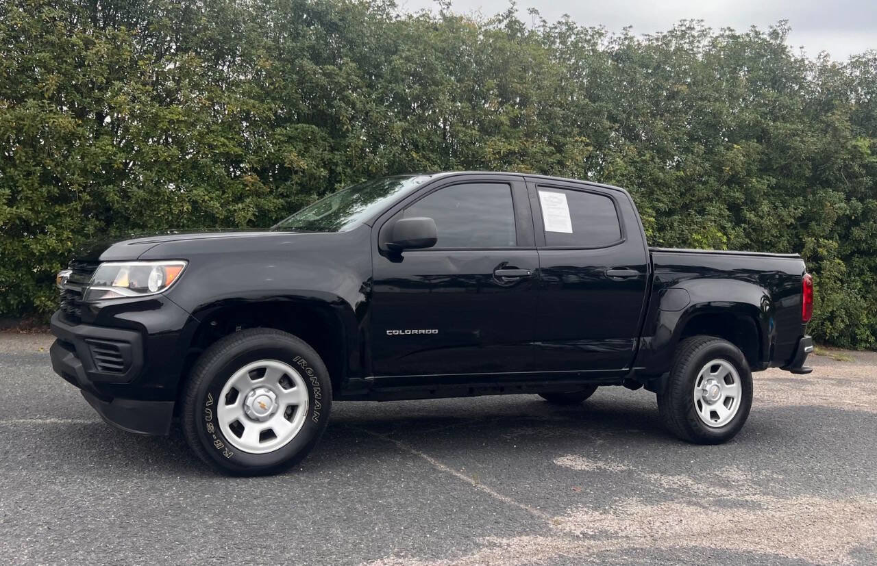 Used 2022 Chevrolet Colorado W/T w/ WT Convenience Package RWD image 3