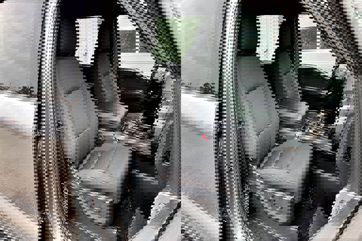 Used 2023 Ford F150 XLT w/ Equipment Group 302A High image 8