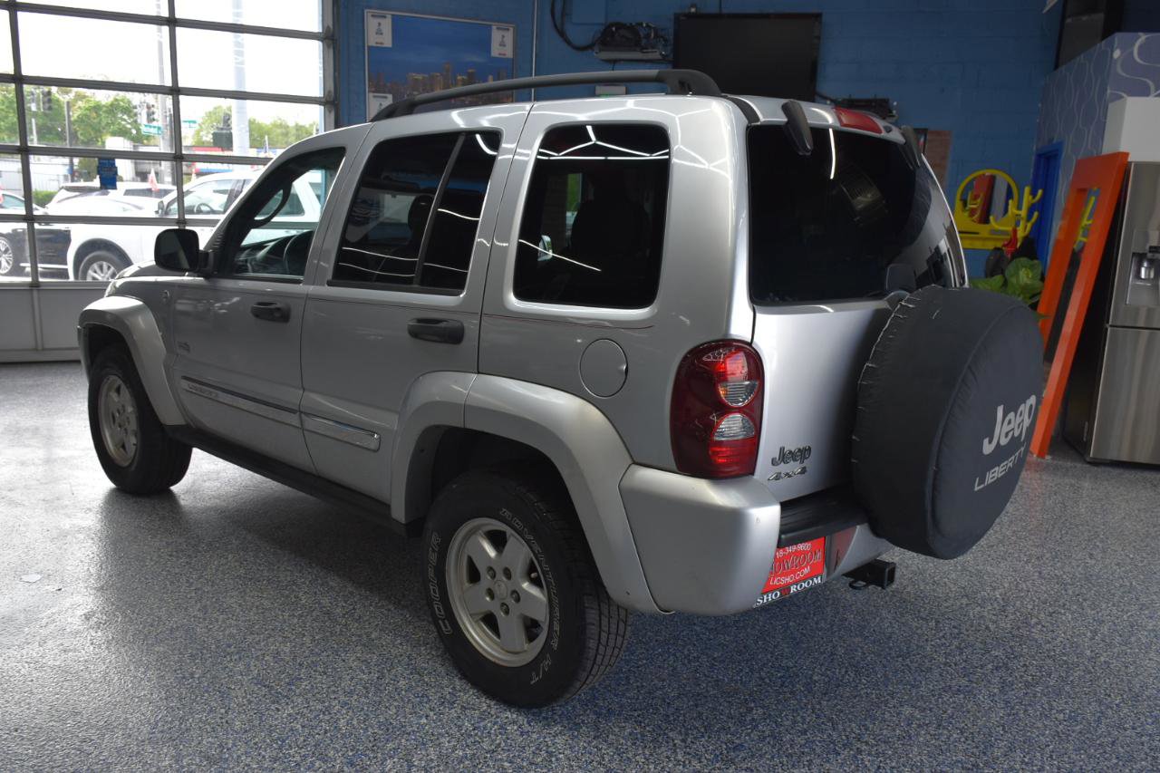 Used 2006 Jeep Liberty Sport AWD/4WD image 7