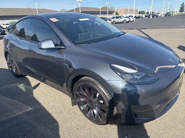 Used 2023 Tesla Model Y Performance image 4