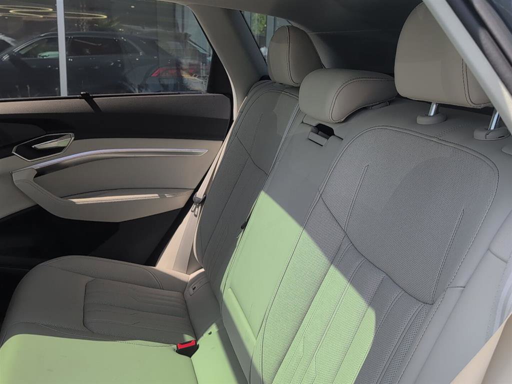 Used 2024 Audi Q8 e-tron Prestige w/ Prestige Package image 14