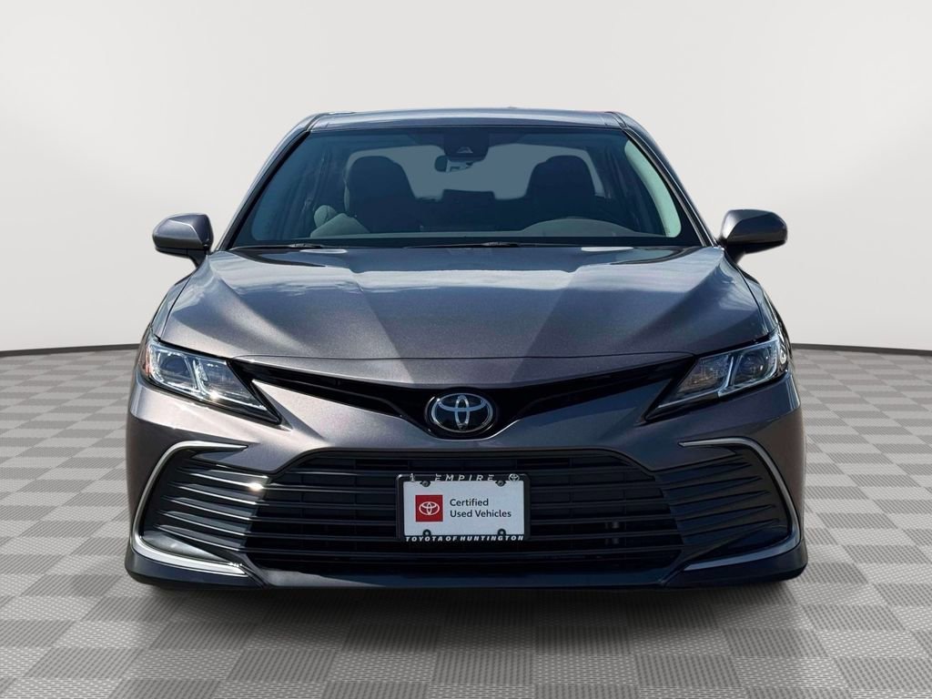 Used 2023 Toyota Camry LE FWD image 2