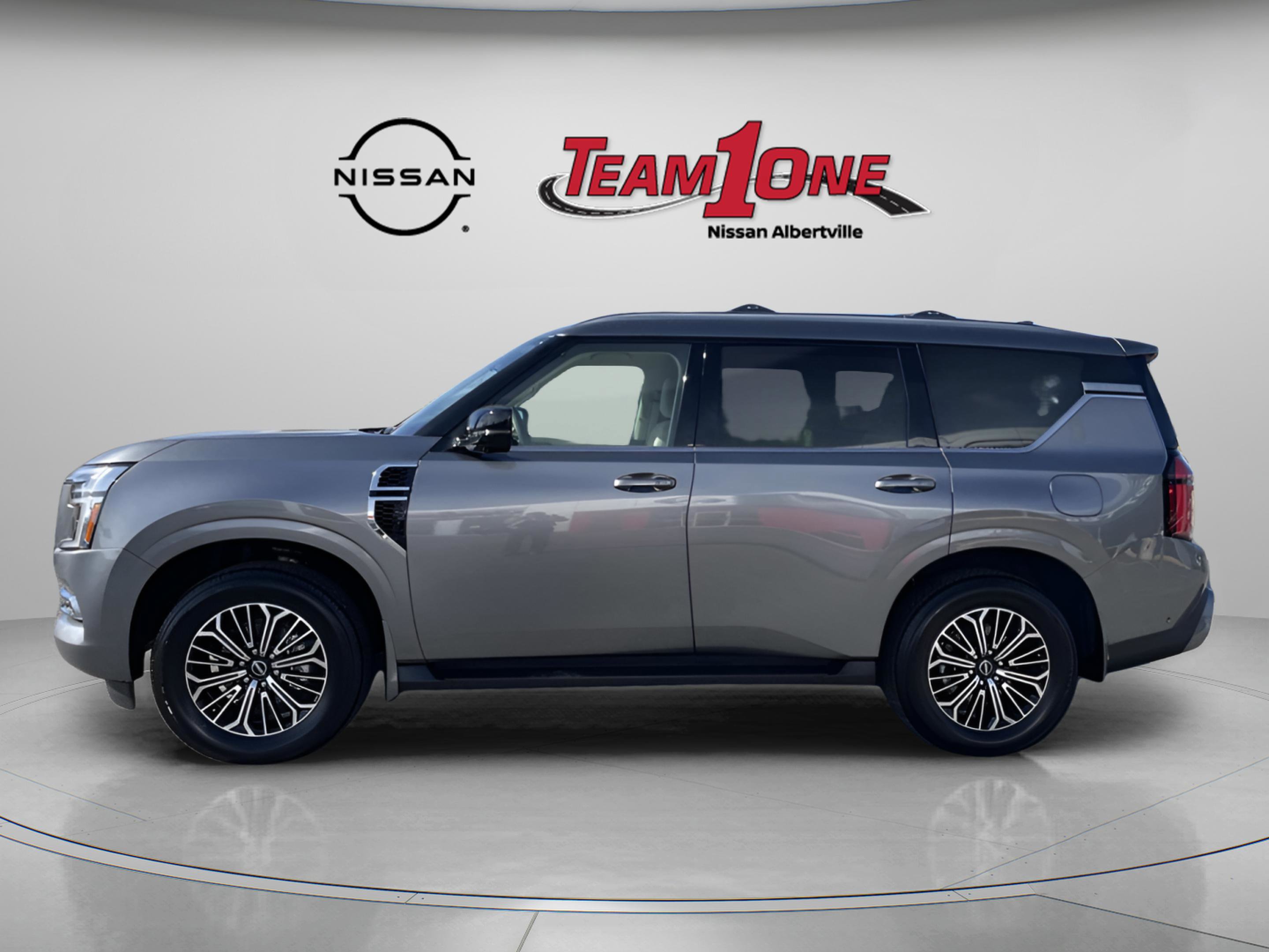 New 2026 Nissan Armada Platinum image 4