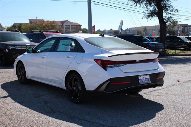 Certified 2026 Hyundai Elantra Sport image 5